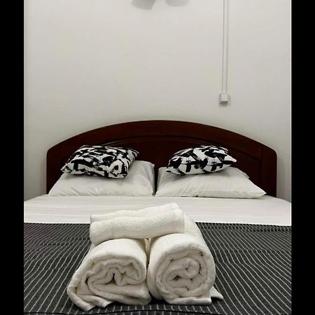 Apartamento Conde Do Redondo Lisbon Bagian luar foto