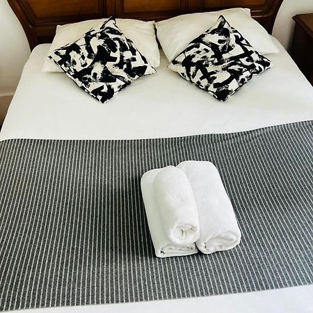 Apartamento Conde Do Redondo Lisbon Bagian luar foto