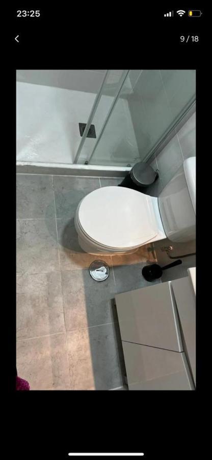 Apartamento Conde Do Redondo Lisbon Bagian luar foto