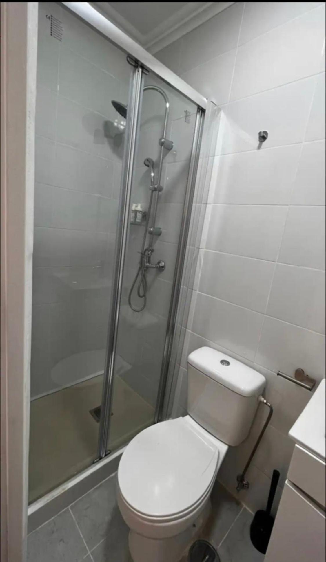Apartamento Conde Do Redondo Lisbon Bagian luar foto