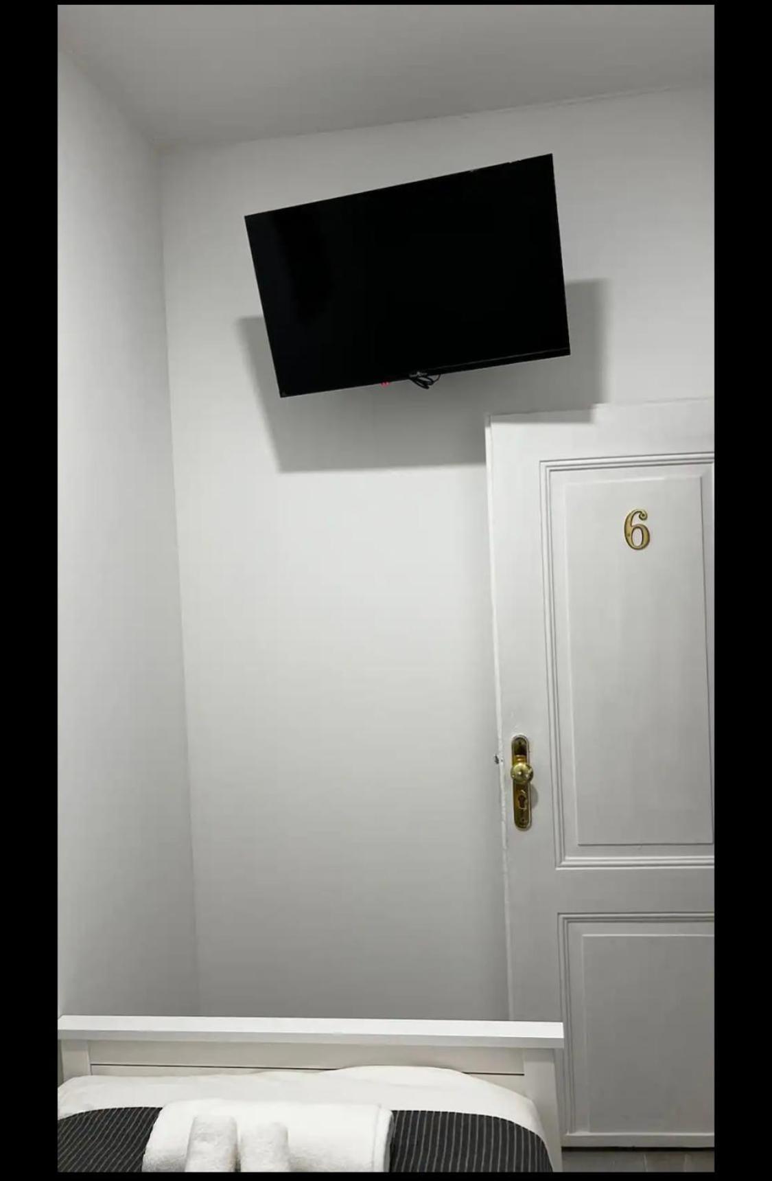 Apartamento Conde Do Redondo Lisbon Bagian luar foto