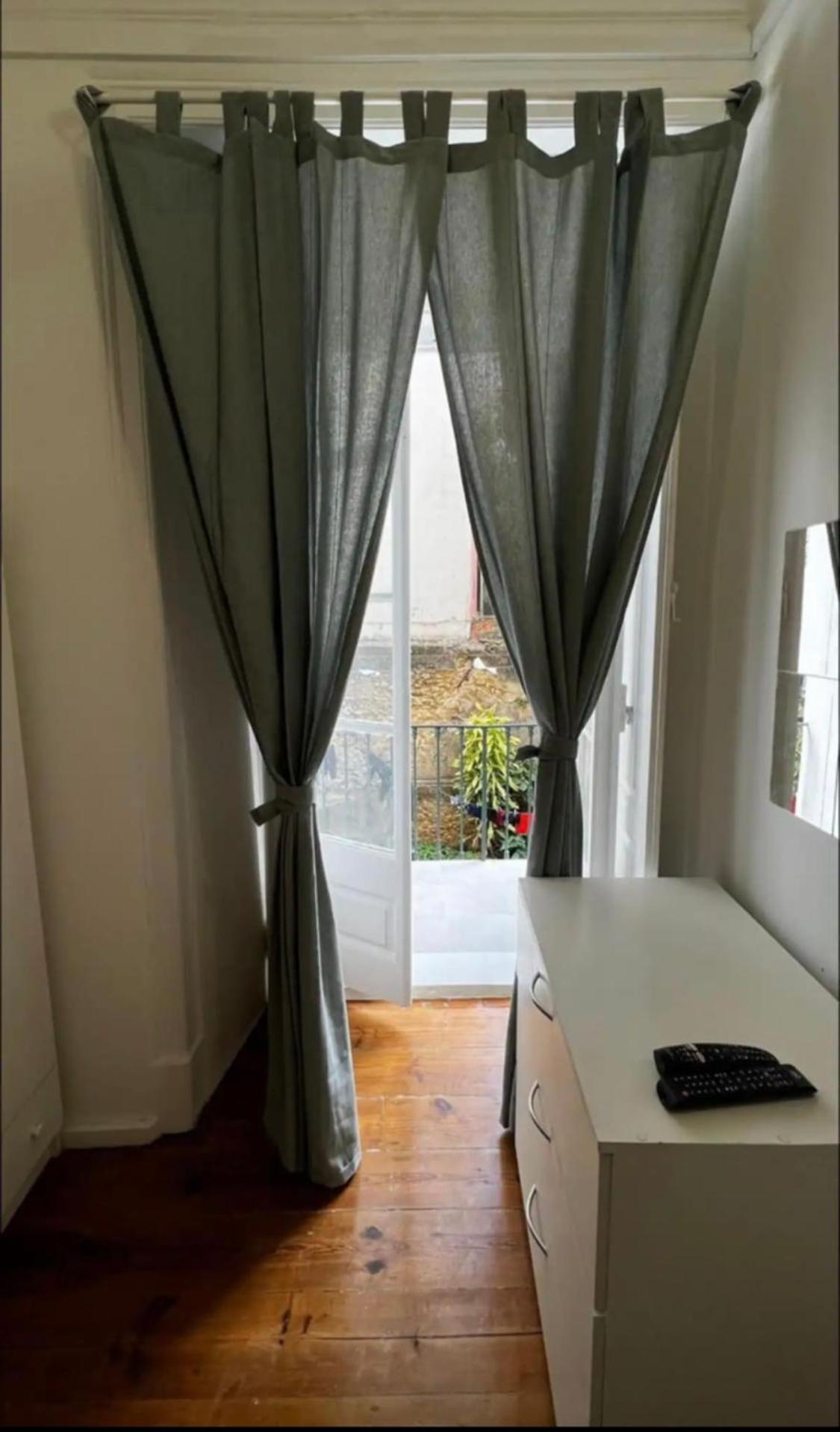 Apartamento Conde Do Redondo Lisbon Bagian luar foto