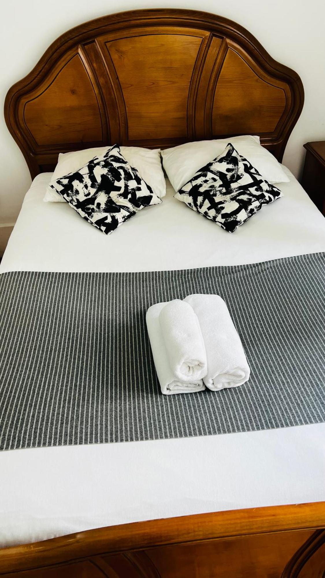Apartamento Conde Do Redondo Lisbon Bagian luar foto