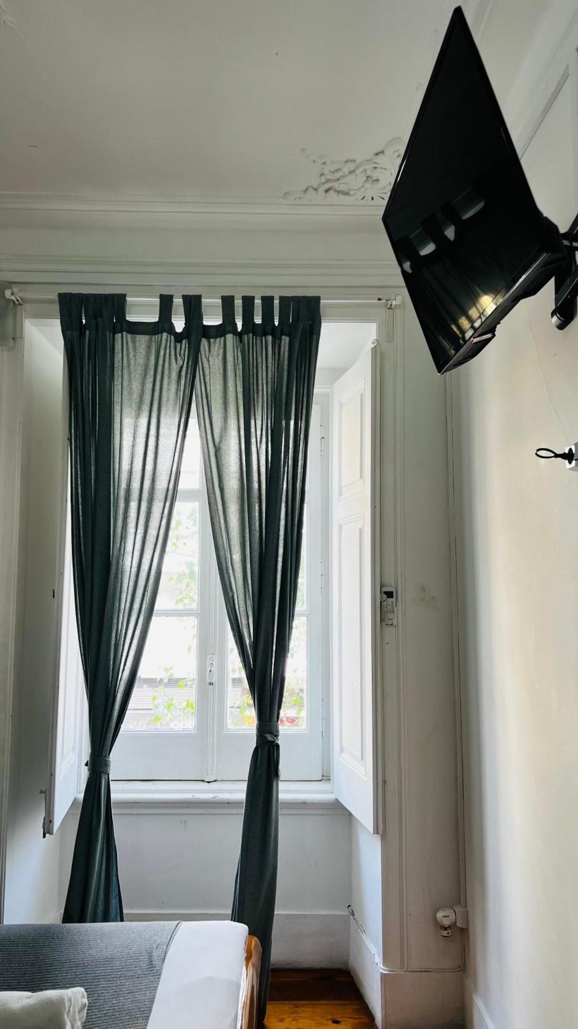 Apartamento Conde Do Redondo Lisbon Bagian luar foto